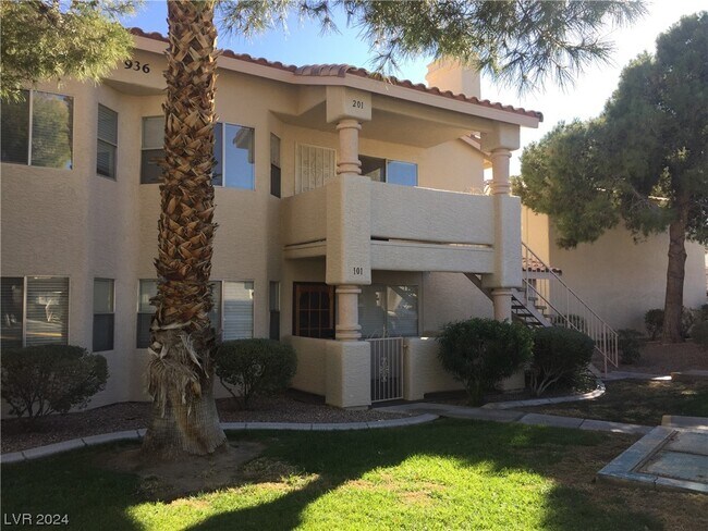 Building Photo - 936 Boulder Mesa Dr