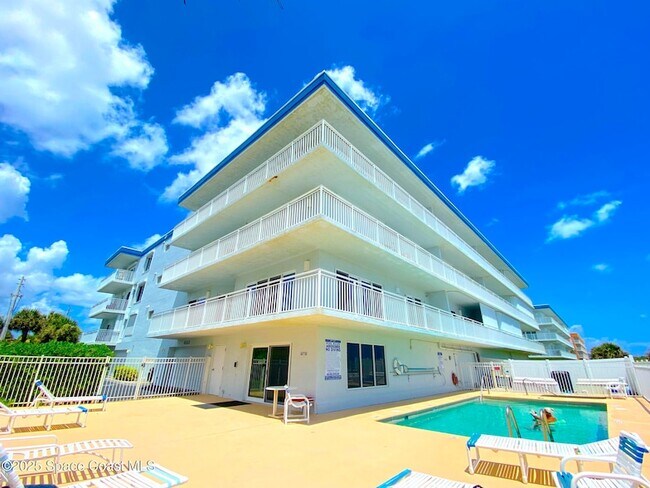 Foto del edificio - 2035 Jimmy Buffett Mem Hwy