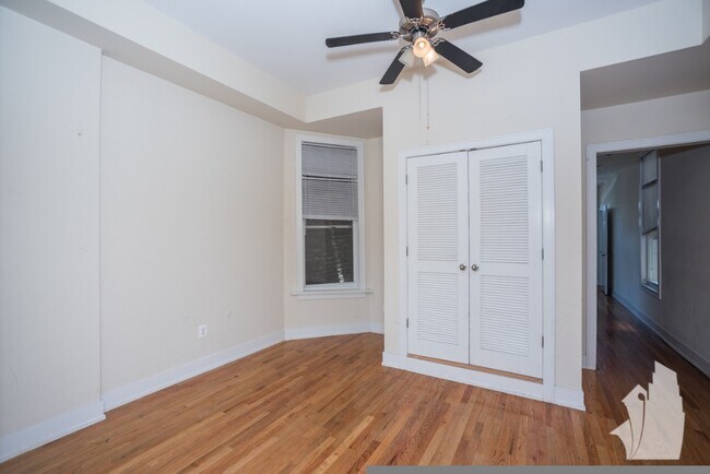 Foto del edificio - 3358 N Sheffield Ave