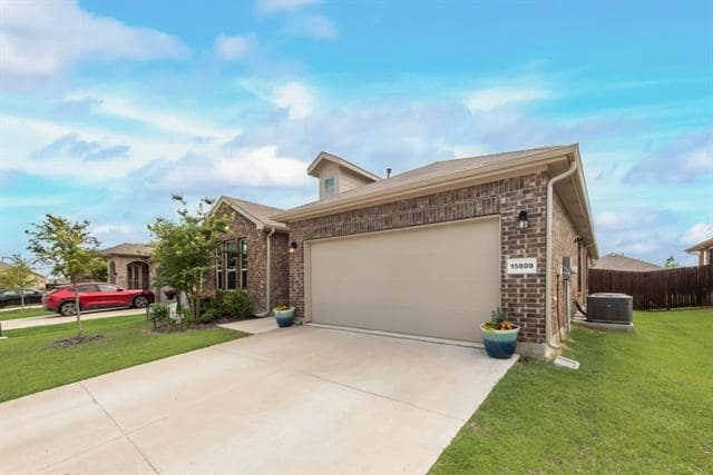 Building Photo - 15809 Culford Ln