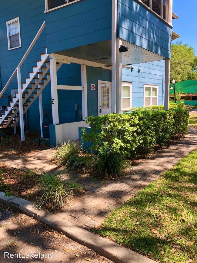 Building Photo - 408 E Belmar St