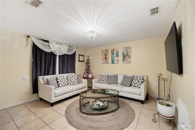 Building Photo - 7804 W Pecan Plantation Cir