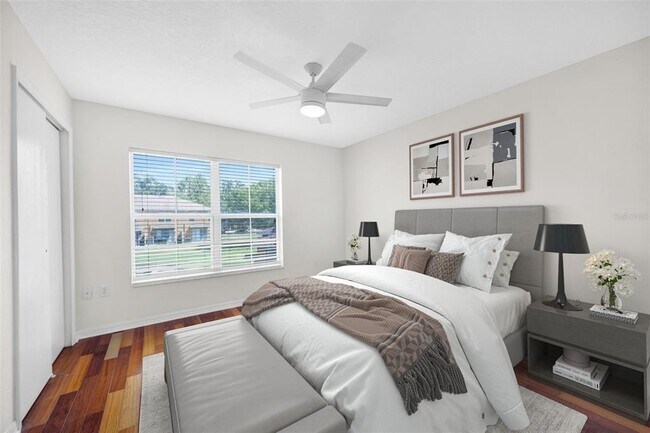 Foto del edificio - 6928 Hawthorne Trace Ln