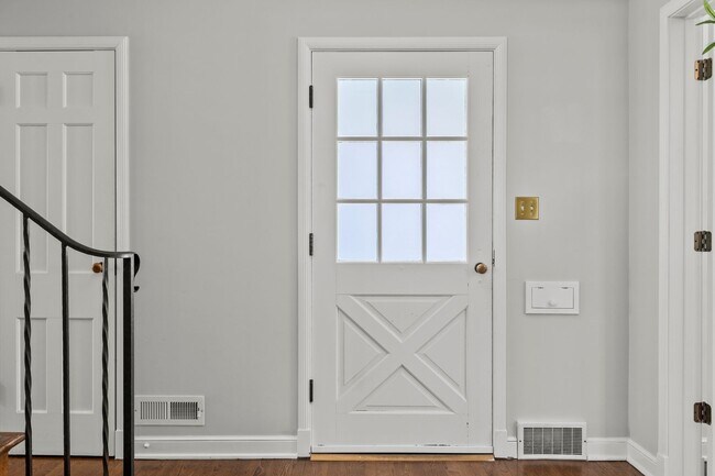 Foto del edificio - Beautiful Arlington Home South of Lane