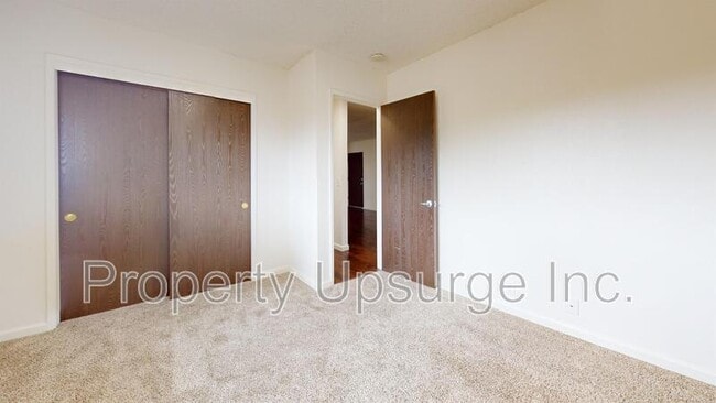 Building Photo - 2741 Gilmore Ln