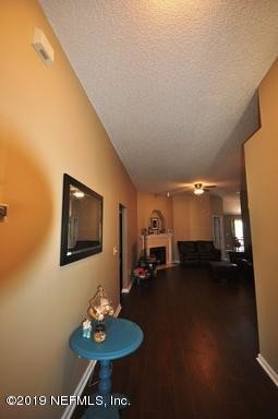 Foto del edificio - 12895 Silver Springs Dr S