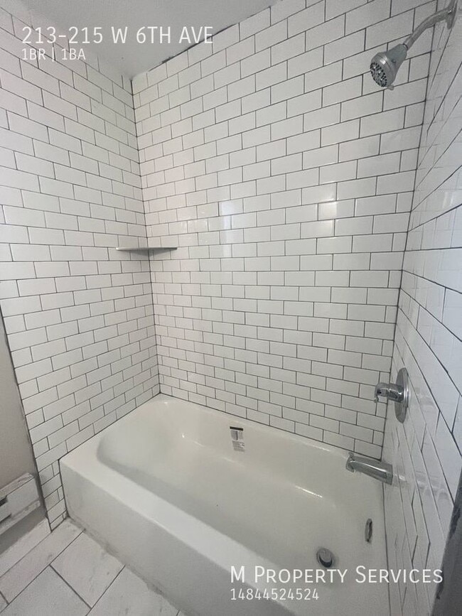 Foto del edificio - Newly Renovated 1st Floor One Bedroom Apar...