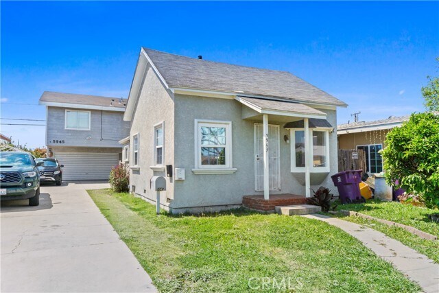 Building Photo - 5943 Gaviota Ave