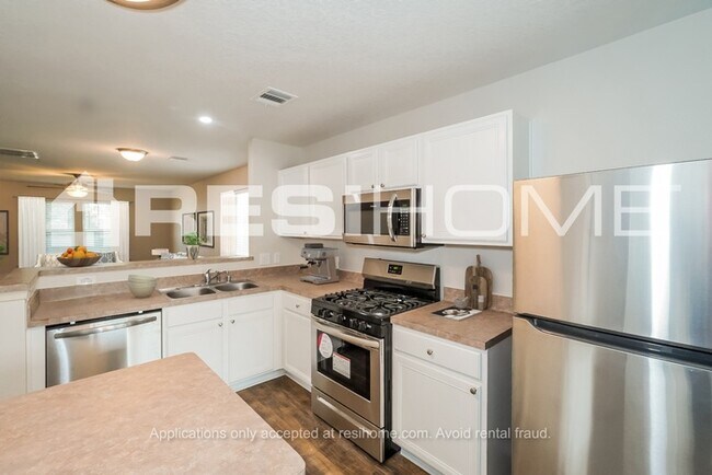 Building Photo - 20942 Patriot Park Ln