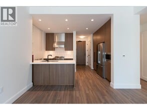 Building Photo - 6999 Cambie St.