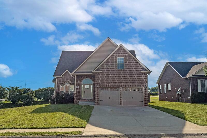 Foto principal - 3300 Twelve Oaks Blvd