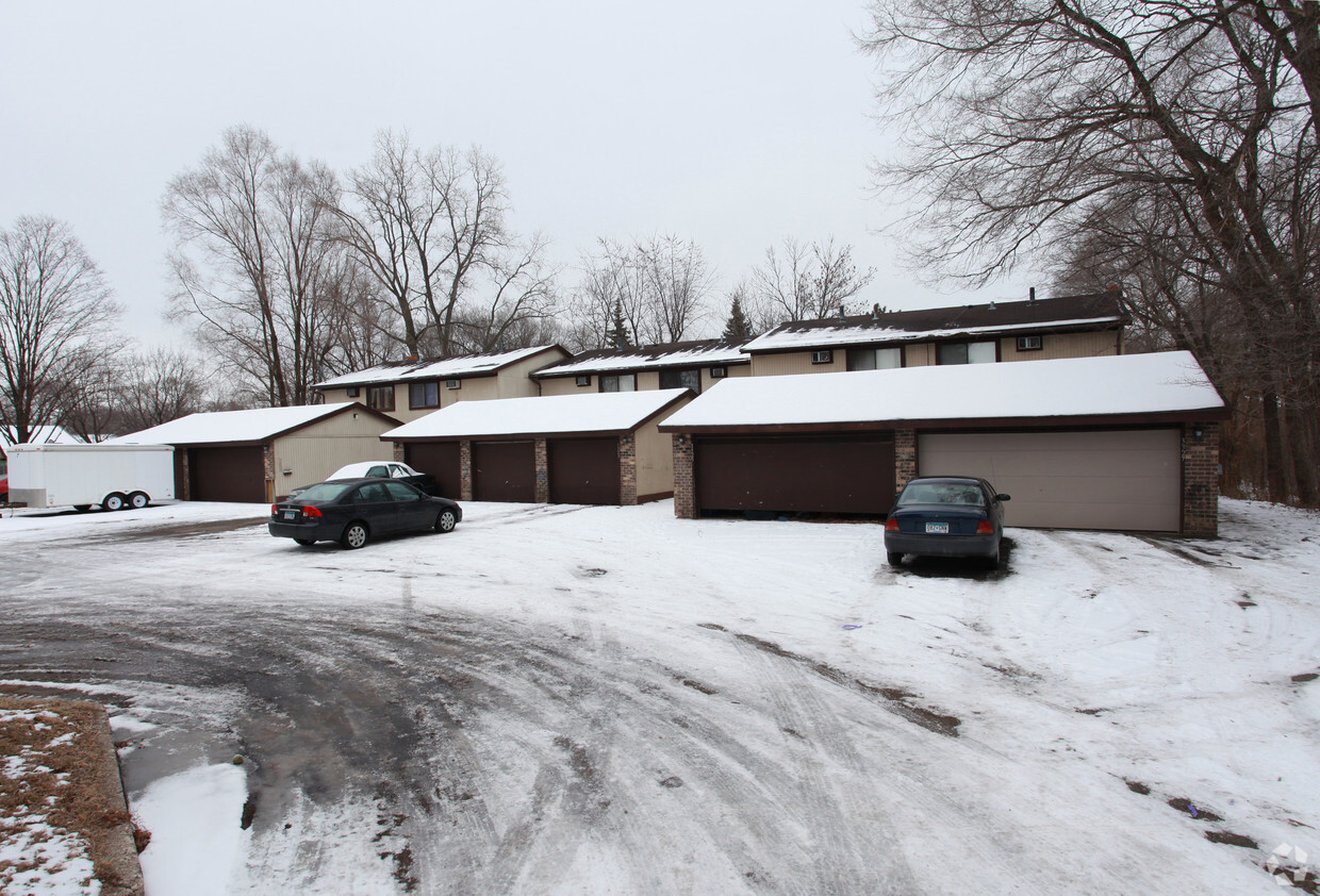 Building Photo - 3301-3327 Old Shakopee Rd