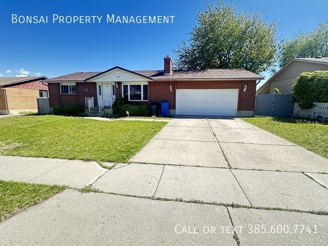 Photo - 2291 Longmeadow Dr House