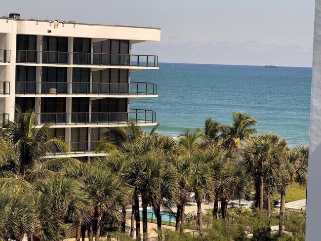 Foto del edificio - 3450 S Ocean Blvd