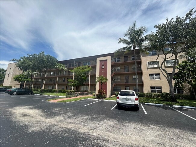 Building Photo - 13355 SW 9th Ct