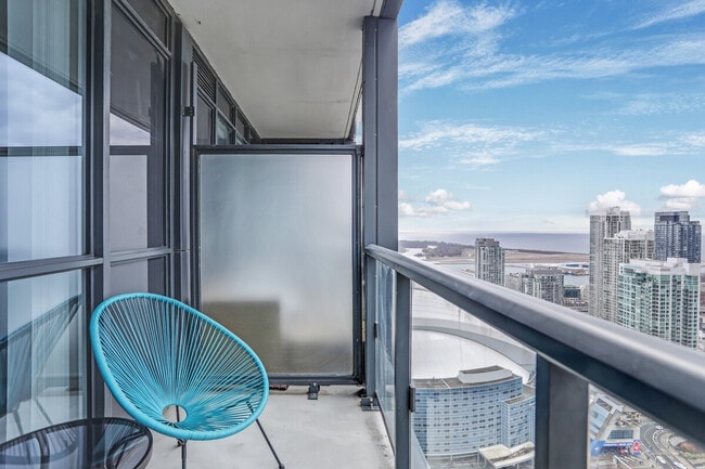 Building Photo - 265 Windsor St