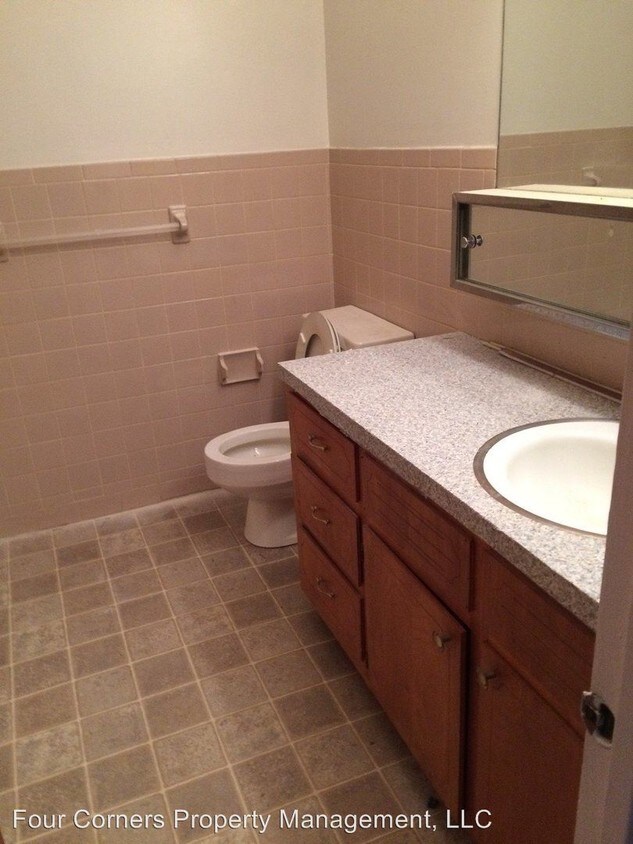 2121 Bulla St, Greensboro, NC 27406 Room for Rent in Greensboro, NC