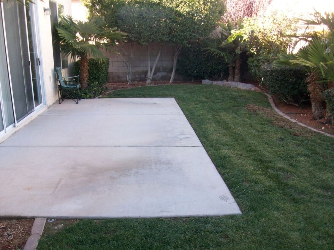 Building Photo - Single story home in guard gated Rhodes Ranch