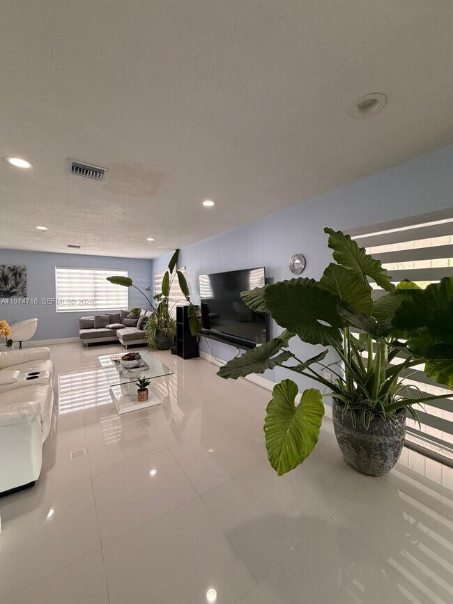 Foto del edificio - 1461 NW 137th St