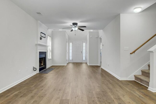 Living Room - 9126 Maple Grove Dr