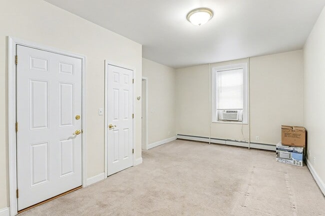 Building Photo - 439 Market St