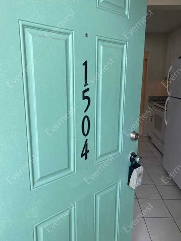 Foto del edificio - 11409 8th St N