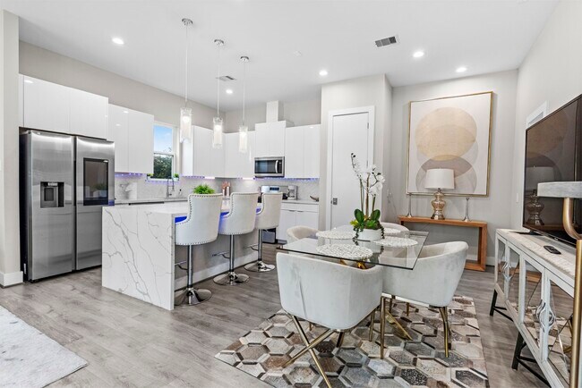 Foto del edificio - 851 Prosper St