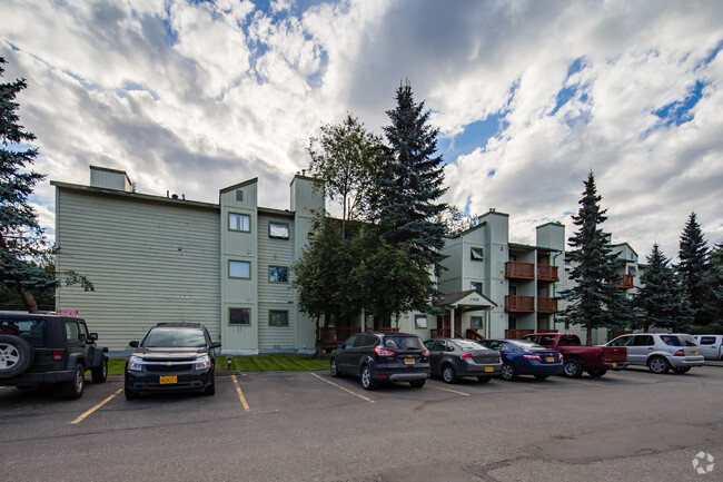 Foto del edificio - Green Tree Apartments