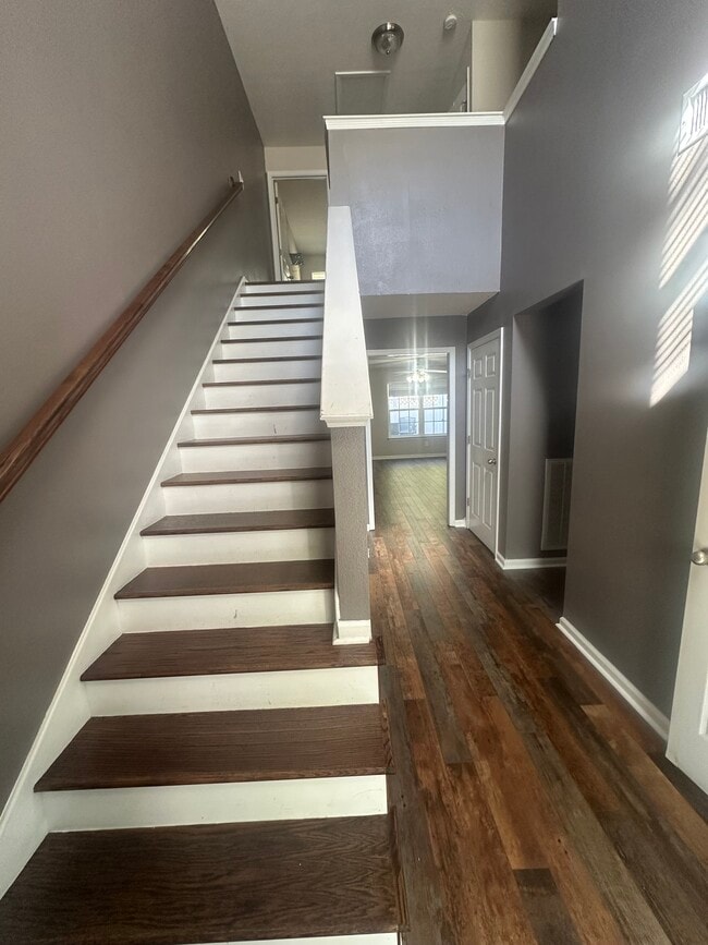 Photo - 135 Antler Ridge Cir House