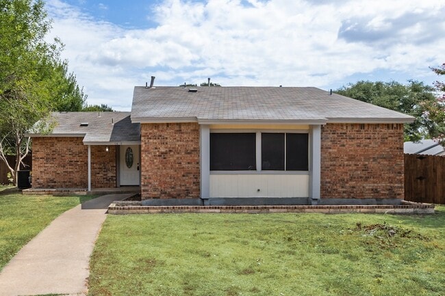 Photo - 7418 Boisenberry Lane House