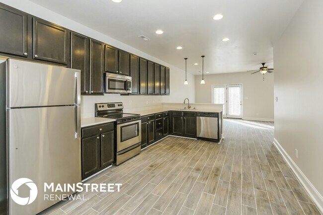 Foto del edificio - 7213 Deer Springs Way