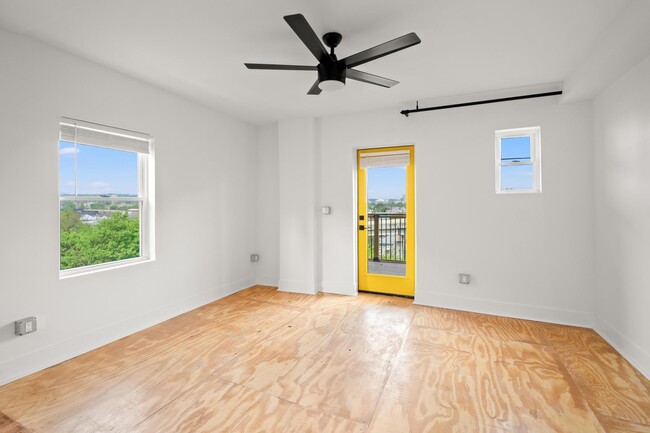 Foto del edificio - 217 W 13th St
