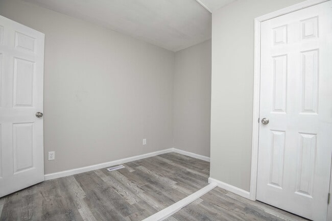 Foto del edificio - 912 Hotel Ave