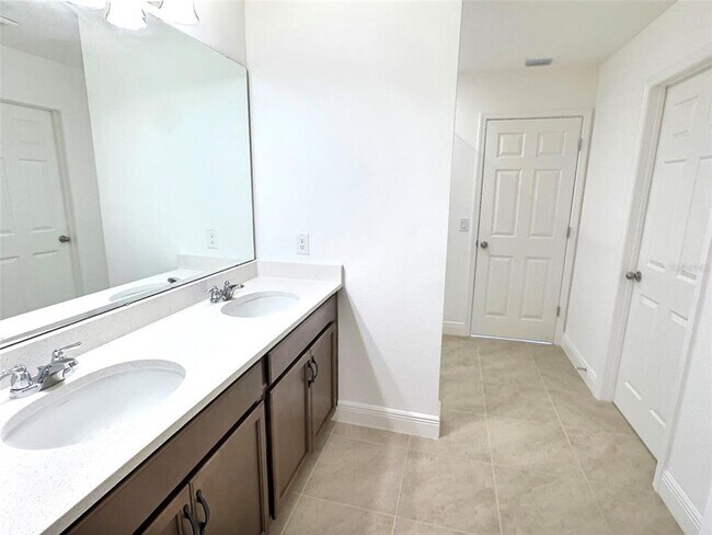 Foto del edificio - 378 Switchgrass Lp