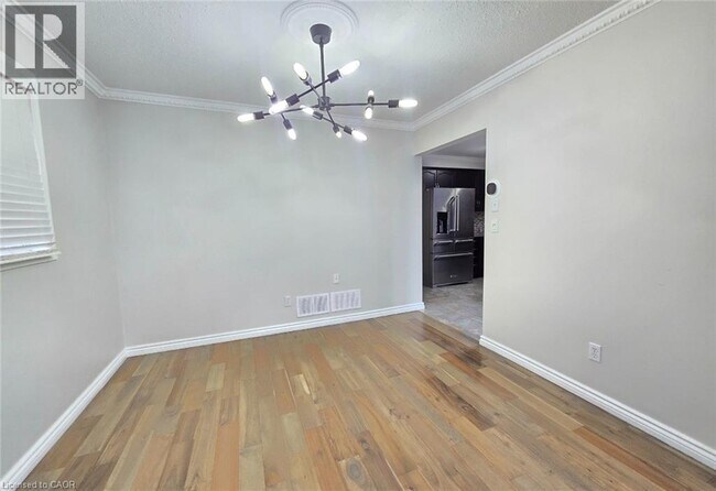 Photo du bâtiment - 164 High St