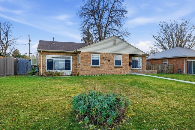 Building Photo - 5320 E Thrill Pl