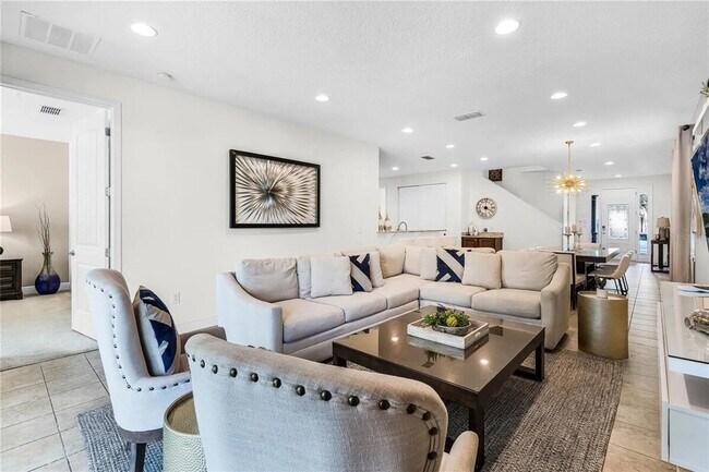Building Photo - 220 Pendant Ct