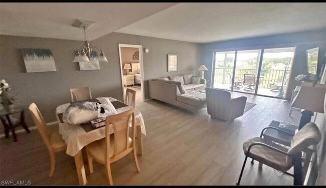 Foto del edificio - 200 Pebble Beach Blvd