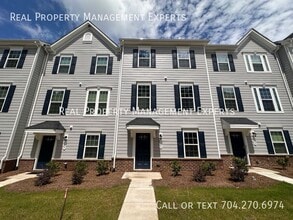 Building Photo - 1305 May Apple Dr