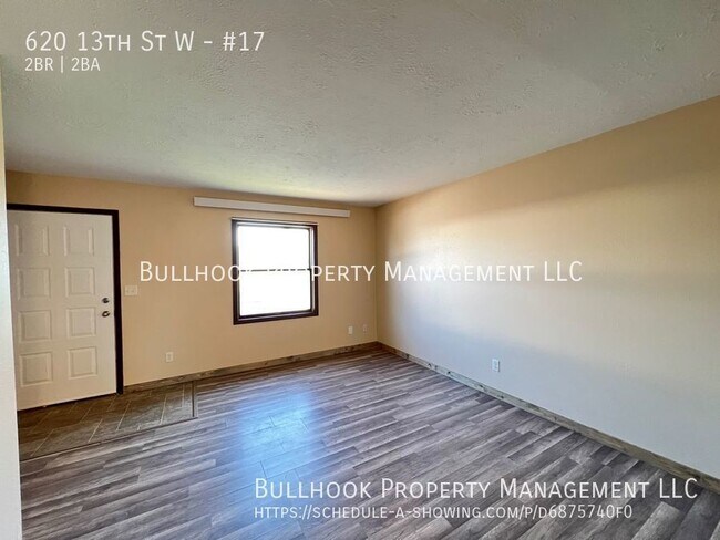 Building Photo - 620 13th St W