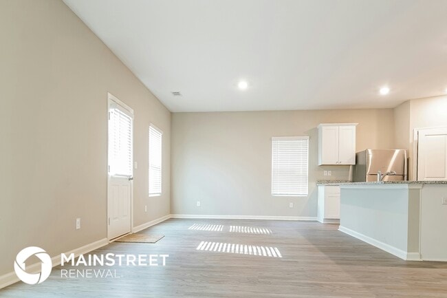 Building Photo - 1012 Nandina Ct