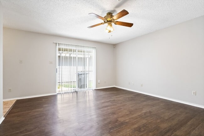 Building Photo - 9919 Alexa Pl