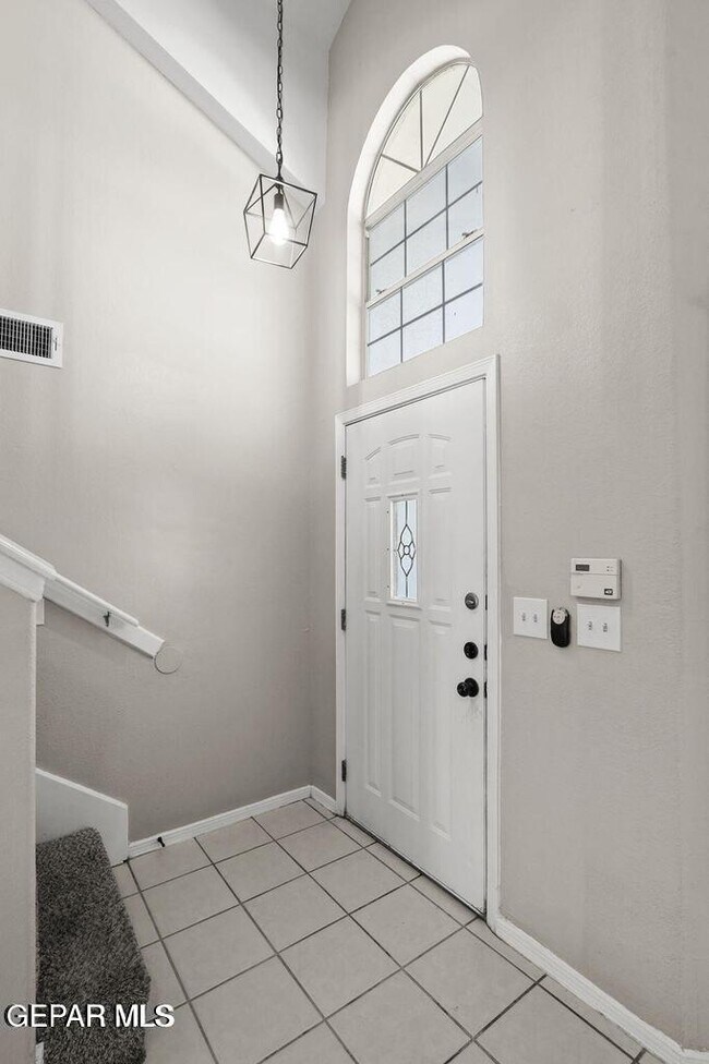 Foto del edificio - 12425 Red Sun Dr