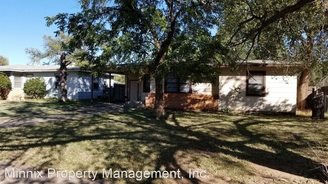 Foto del edificio - 3 br, 1 bath House - 4609 Canton Ave.