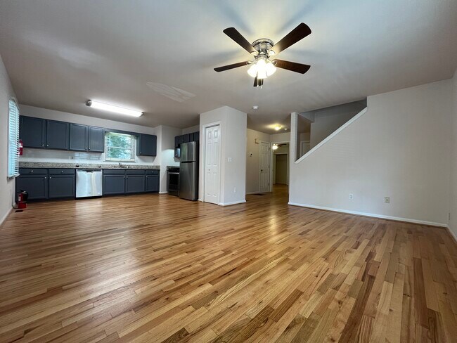 Foto del edificio - 34 Moreland Ave NE