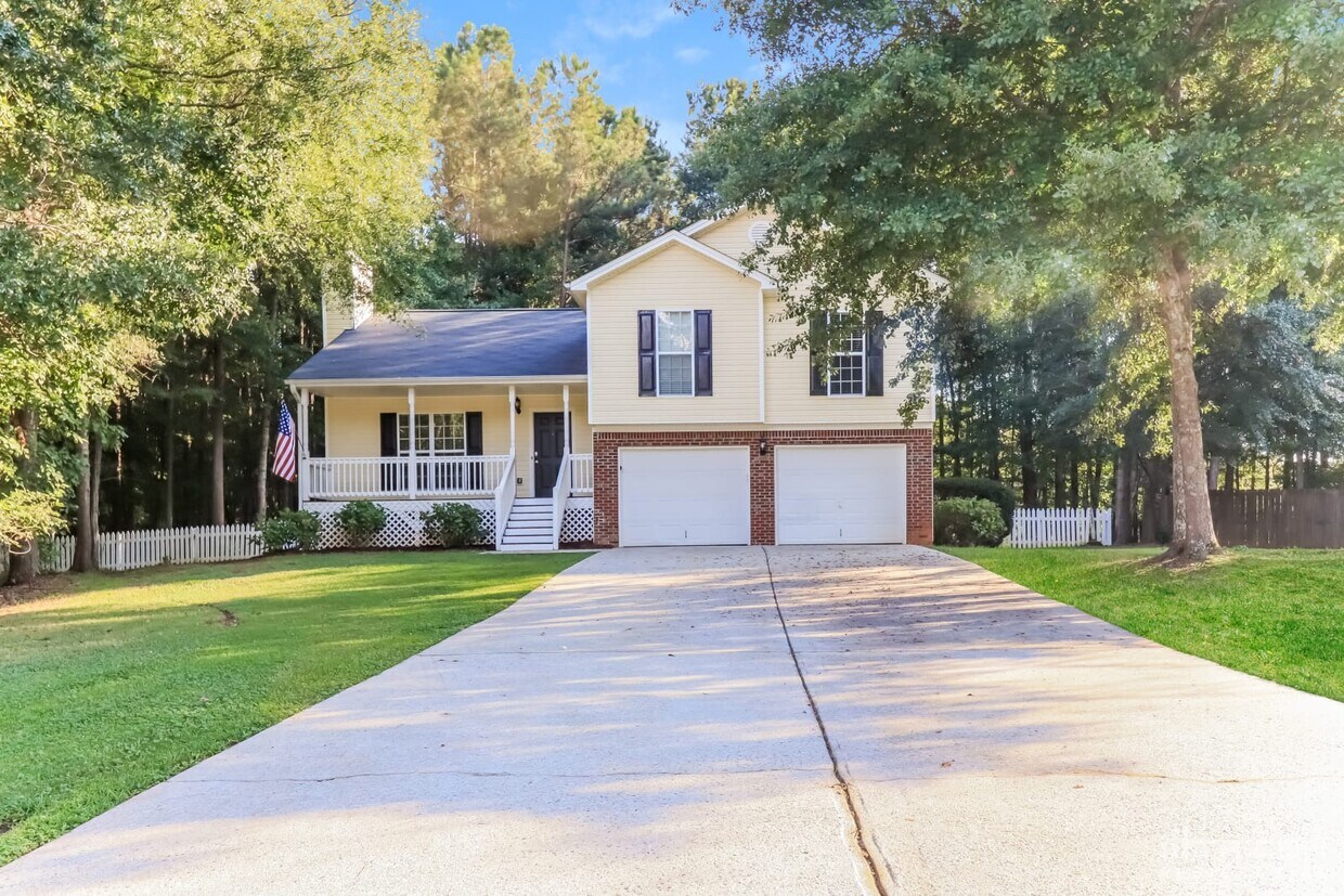 Primary Photo - 1626 Amalie Dr