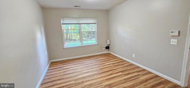 Building Photo - 12501 Hayes Ct