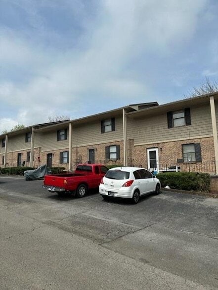 Building Photo - 4100 N Ocoee St