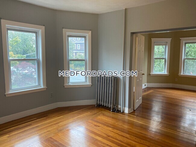 Building Photo - 284 Boston Ave