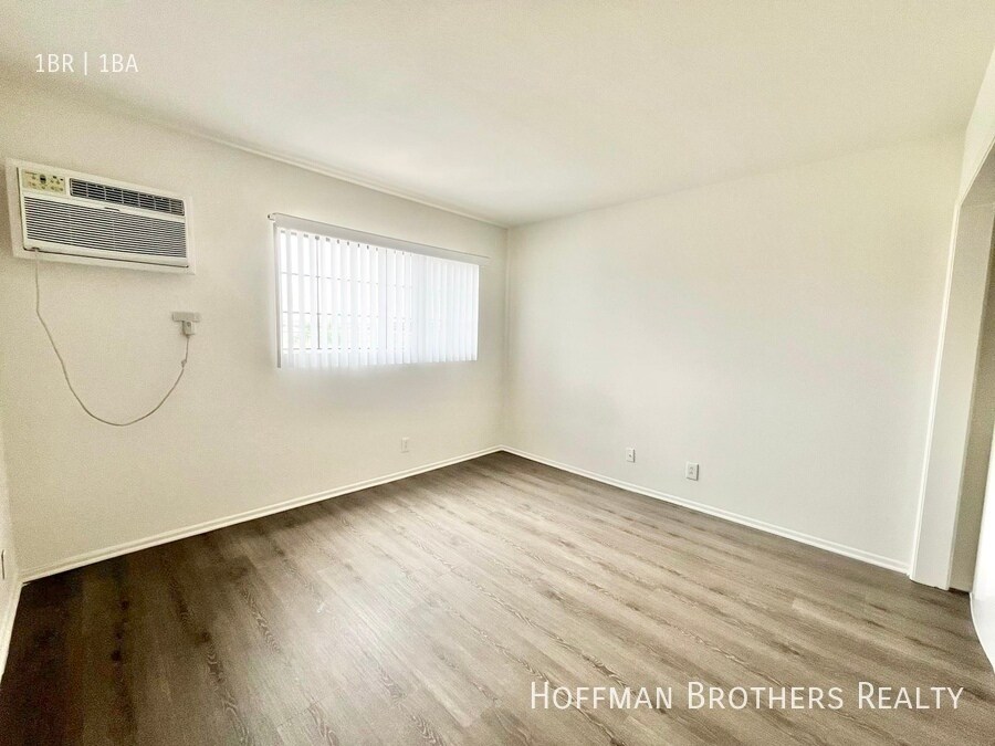 Foto principal - 3464 Mentone Ave